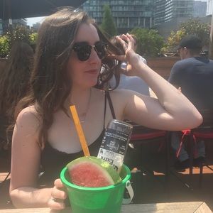 Meet your Posher, Tracy